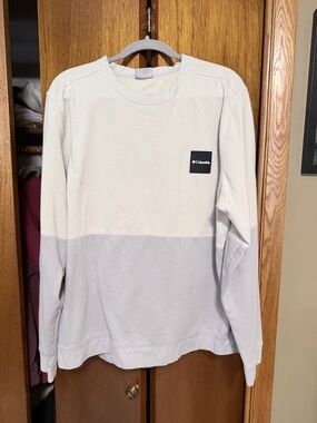 Columbia Two-Tone Crewneck Sweatshirt - Ivory & Light Gray